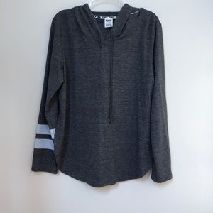 Victoria’s Secret top